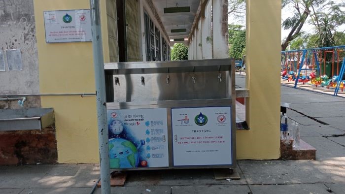 Ủng hộ 2 máy lọc nước tại huyện tân phước, tỉnh tiền giang